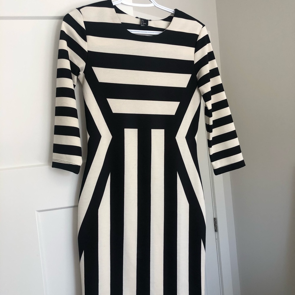 H&M striped dress *rare*